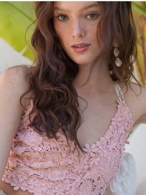 Lace Floral Bralette Crop Top in Dusty Pink